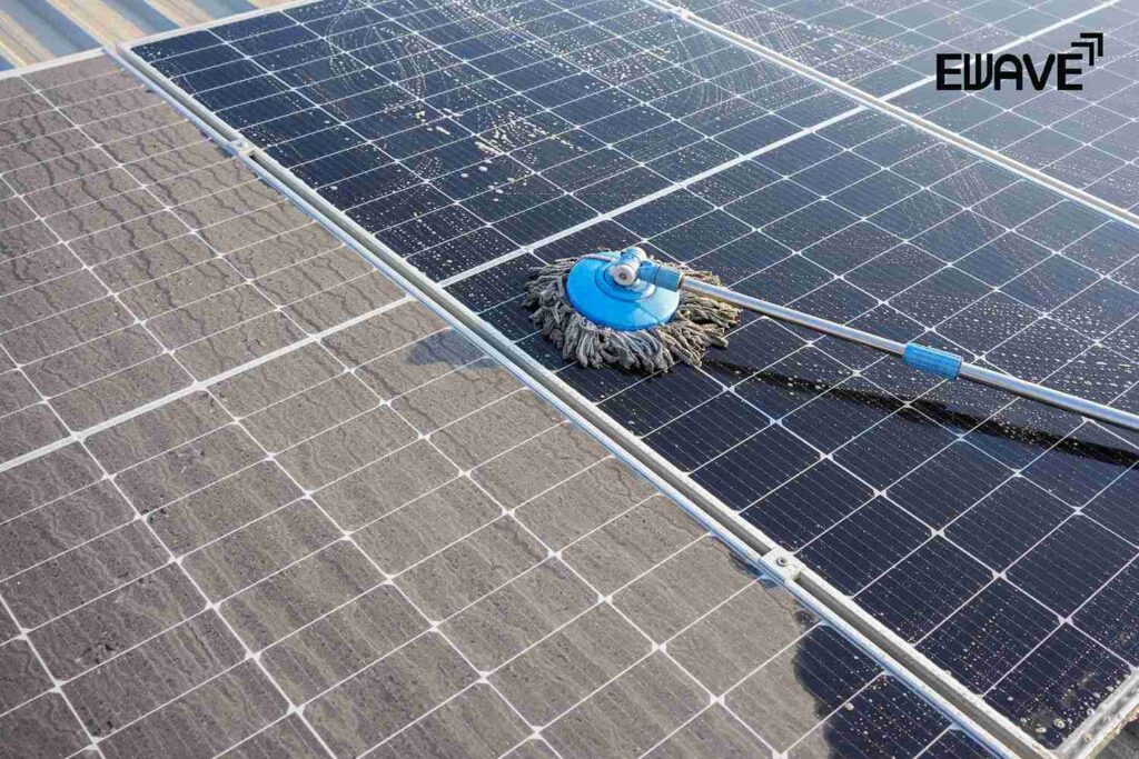 ล้างแผงโซลาร์เซลล์บ่อยแค่ไหนถึงจะดี?